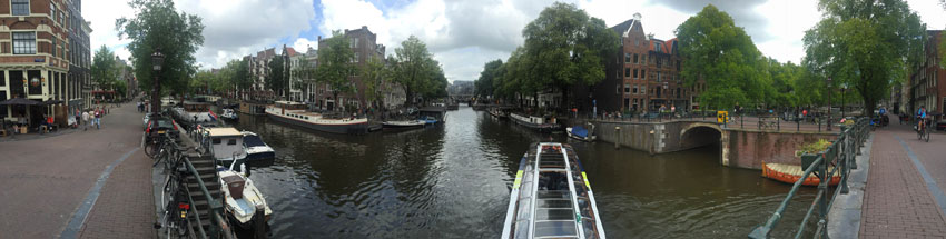 Panorama van de Brouwersgracht, gemaakt met de Iphone 6