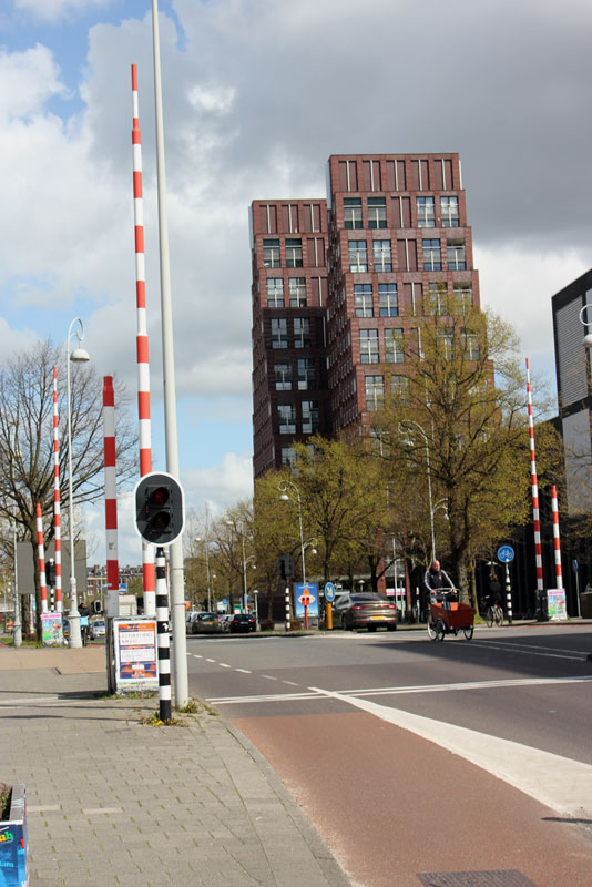 Torenflat aan de Jan van Galenstraat